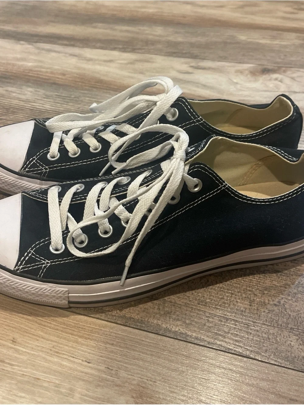 Converse Chuck Taylor All Star Low Top Sneakers Black Men's 10 Women’s 12 EUC